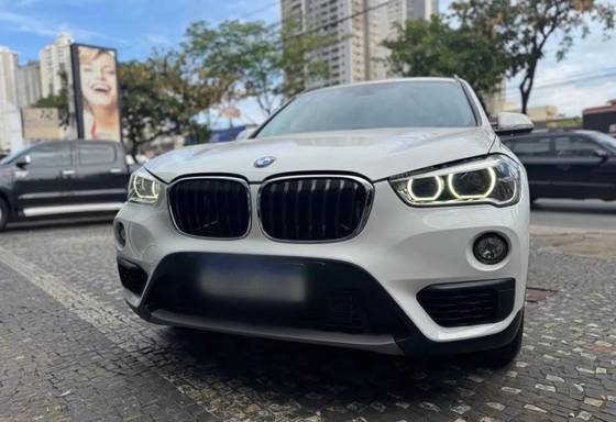 BMW X1 2.0 16V TURBO ACTIVEFLEX SDRIVE20I X-LINE 4P AUTOMÁTICO
